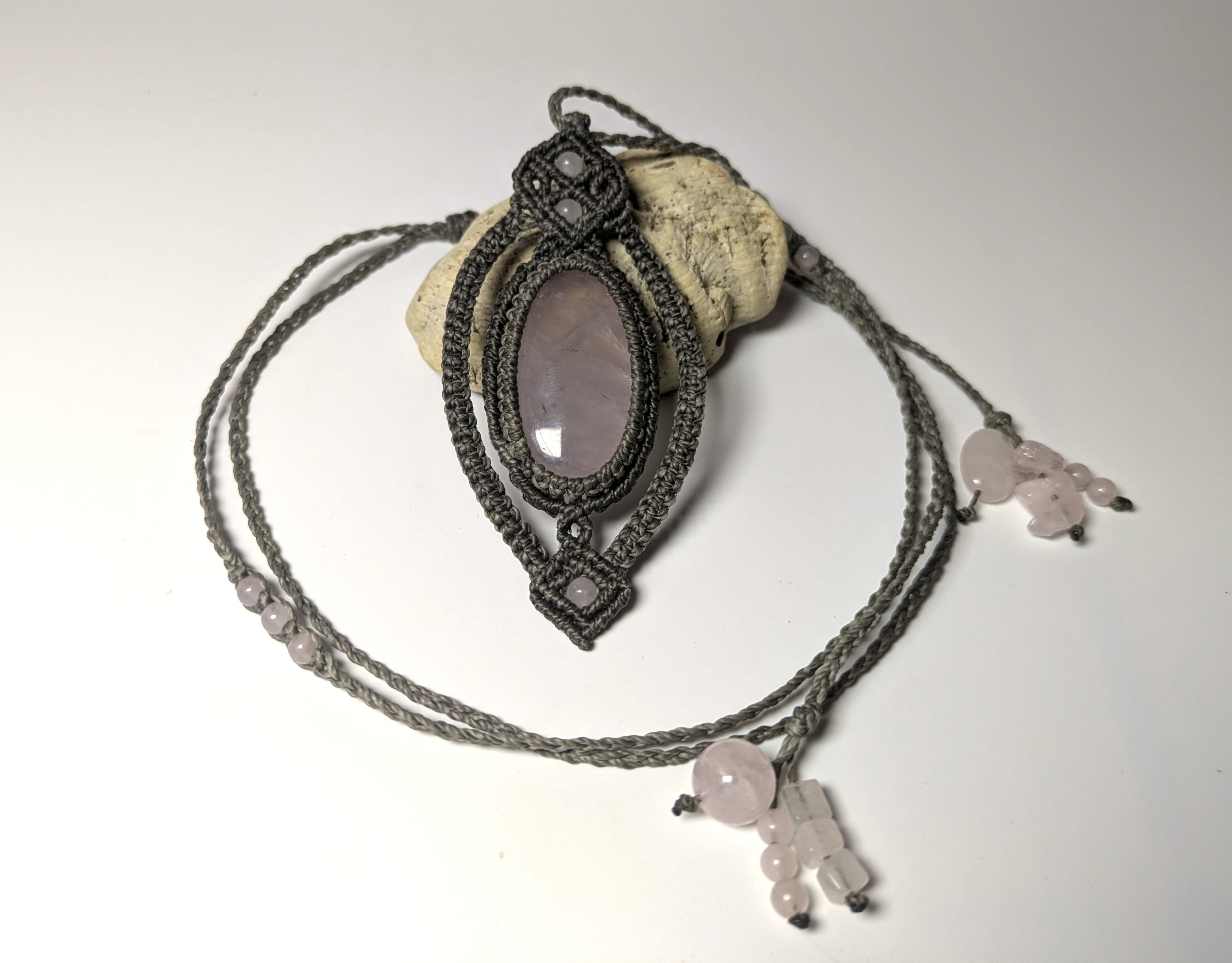 Collier Apesanteur Quartz Rose
