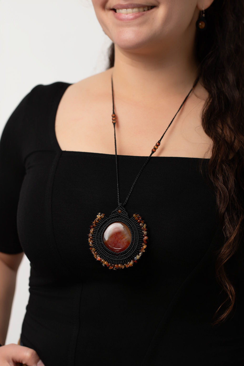 Collier INTI